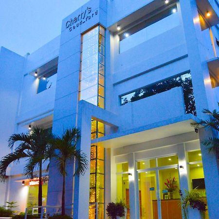Cherry'S Courtyard Puerto Princesa Exterior photo