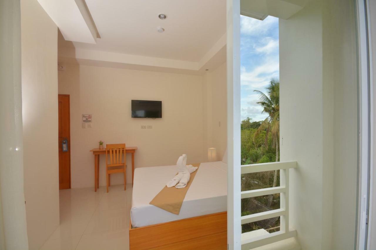 Cherry'S Courtyard Puerto Princesa Exterior photo